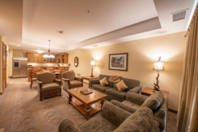 Comfortable & Spacious 2 Bedroom Condo unit in Mountaineer Square condo, Crested Butte